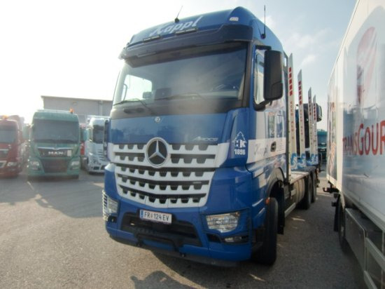 Mercedes-Benz Arocs 3353 6x4 Holztransp., Palfinger Kran Epsilon - Houttransport, Kraanwagen: afbeelding 3 Mercedes-Benz Arocs 3353 6x4 Holztransp., Palfinger Kran Epsilon - Houttransport, Kraanwagen: afbeelding 3