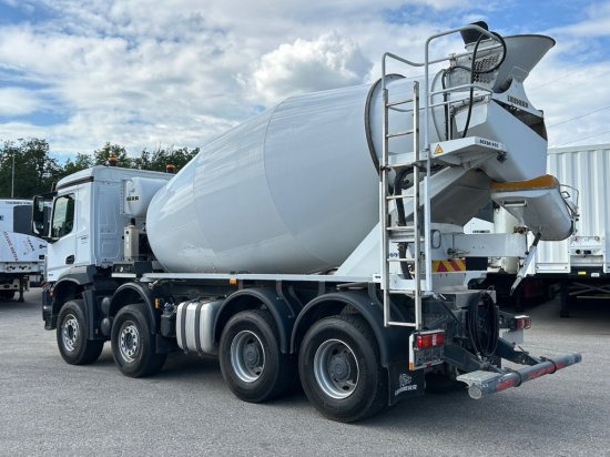 Mercedes-Benz Arocs 3743, 8x4 Betonmischer, Euro 6, 9m³ Liebherr Mischer - Betonmixer: afbeelding 4 Mercedes-Benz Arocs 3743, 8x4 Betonmischer, Euro 6, 9m³ Liebherr Mischer - Betonmixer: afbeelding 4