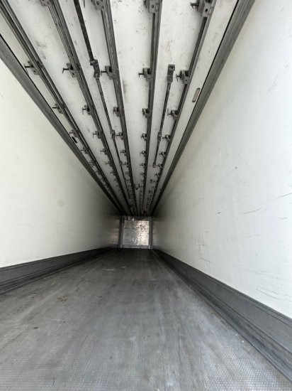 Isotherm oplegger Schmitz SCB S3B Rohrbahnen, Fleischbahnen , ThermoKing SLX300 2,65m Innenhöhe: afbeelding 6