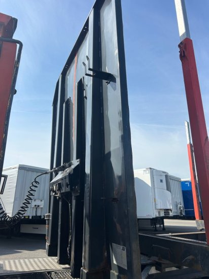 Schwarzmüller Holzauflieger 6 Rungenpaare, BPW-Achsen - Houtoplegger: afbeelding 2 Schwarzmüller Holzauflieger 6 Rungenpaare, BPW-Achsen - Houtoplegger: afbeelding 2
