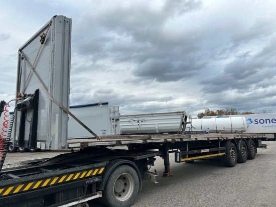 Schwarzmüller Plateau-Auflieger J Serie - Open bak met boorden oplegger: afbeelding 1 Schwarzmüller Plateau-Auflieger J Serie - Open bak met boorden oplegger: afbeelding 1