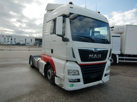 MAN TGX 18.460 XLX Low Deck, Automatik, E6, höhenverstellbare Sattelplatte - Trekker: afbeelding 3 MAN TGX 18.460 XLX Low Deck, Automatik, E6, höhenverstellbare Sattelplatte - Trekker: afbeelding 3