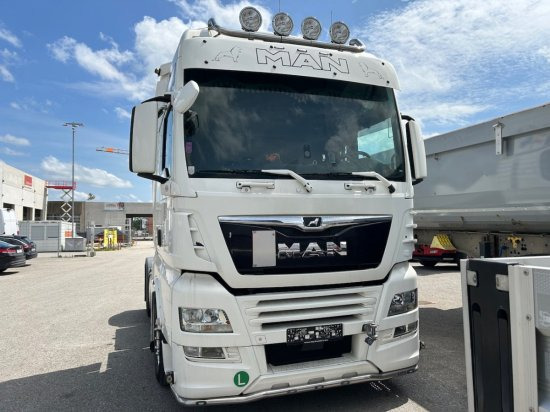 MAN TGX 18.460 XXL Intarder, Standklima, Automatik, EURO 6, Motorschaden/Engine Damage - Trekker: afbeelding 2 MAN TGX 18.460 XXL Intarder, Standklima, Automatik, EURO 6, Motorschaden/Engine Damage - Trekker: afbeelding 2