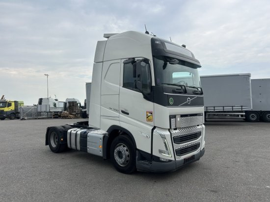 Volvo FH 500 EURO 6, I-Shift, Globetrotter, Standklima - Trekker: afbeelding 3 Volvo FH 500 EURO 6, I-Shift, Globetrotter, Standklima - Trekker: afbeelding 3