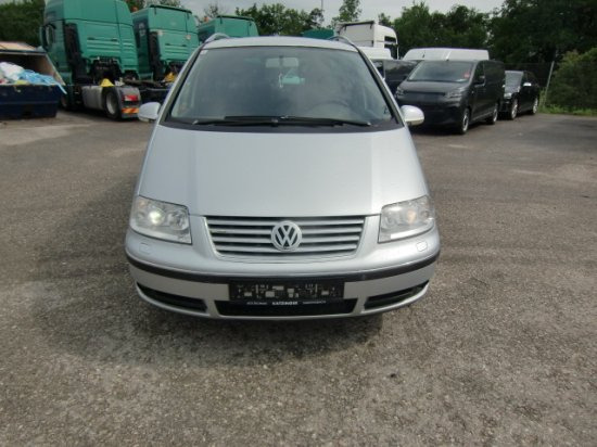 VW Sharan 1,9TDi 4 Motion 7 Sitze - Personenwagen: afbeelding 2 VW Sharan 1,9TDi 4 Motion 7 Sitze - Personenwagen: afbeelding 2
