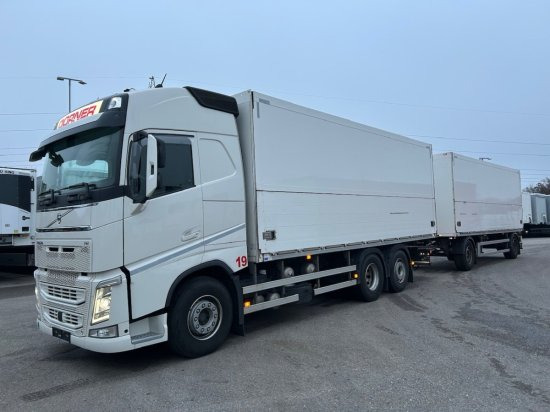 Volvo FH 500 6x2 Getränkekomplettzug, Orten Getränkeaufbau - Drankenwagen vrachtwagen: afbeelding 1 Volvo FH 500 6x2 Getränkekomplettzug, Orten Getränkeaufbau - Drankenwagen vrachtwagen: afbeelding 1