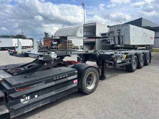 Web Trailer LPRS24 Mitten-Heckschieber 1x20 ft 2x20 ft 1x40ft, - Containertransporter/ Wissellaadbak oplegger: afbeelding 3 Web Trailer LPRS24 Mitten-Heckschieber 1x20 ft 2x20 ft 1x40ft, - Containertransporter/ Wissellaadbak oplegger: afbeelding 3