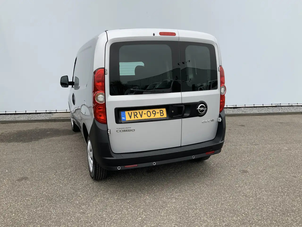 Opel Combo 1.3 CDTi L1H1 Edition Airco Euro 6 - Andere machine: afbeelding 2 Opel Combo 1.3 CDTi L1H1 Edition Airco Euro 6 - Andere machine: afbeelding 2