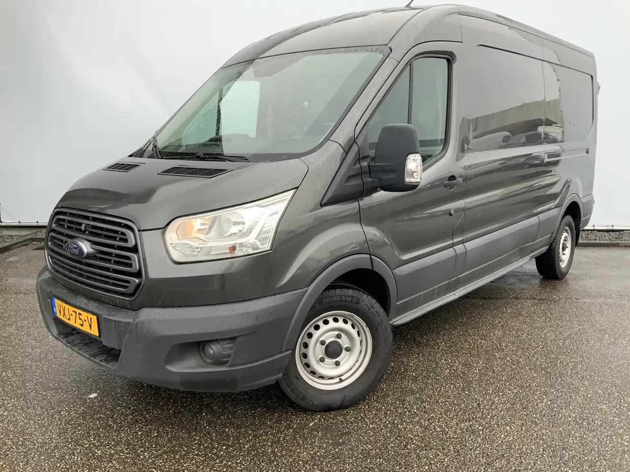 Ford Transit 330 2.2 TDCI L3H3 Ambiente Airco 3 Zits Euro 5 - Gesloten bestelwagen: afbeelding 1 Ford Transit 330 2.2 TDCI L3H3 Ambiente Airco 3 Zits Euro 5 - Gesloten bestelwagen: afbeelding 1
