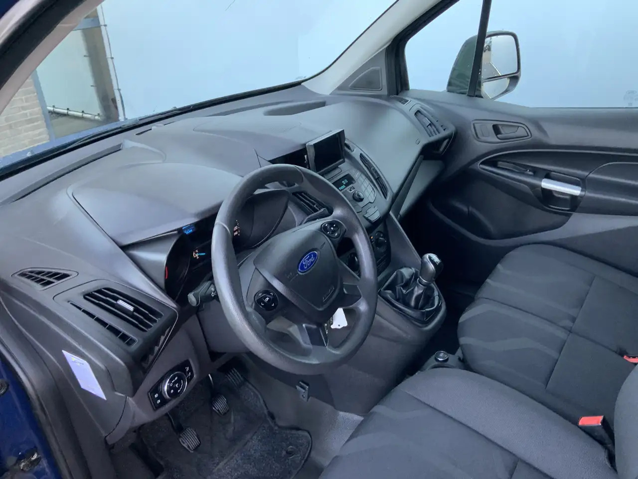 Ford Transit Connect 1.5 TDCI L1 Trend Airco Cruise Trekhaak 1200 kg Ca - Kleine bestelwagen: afbeelding 5 Ford Transit Connect 1.5 TDCI L1 Trend Airco Cruise Trekhaak 1200 kg Ca - Kleine bestelwagen: afbeelding 5
