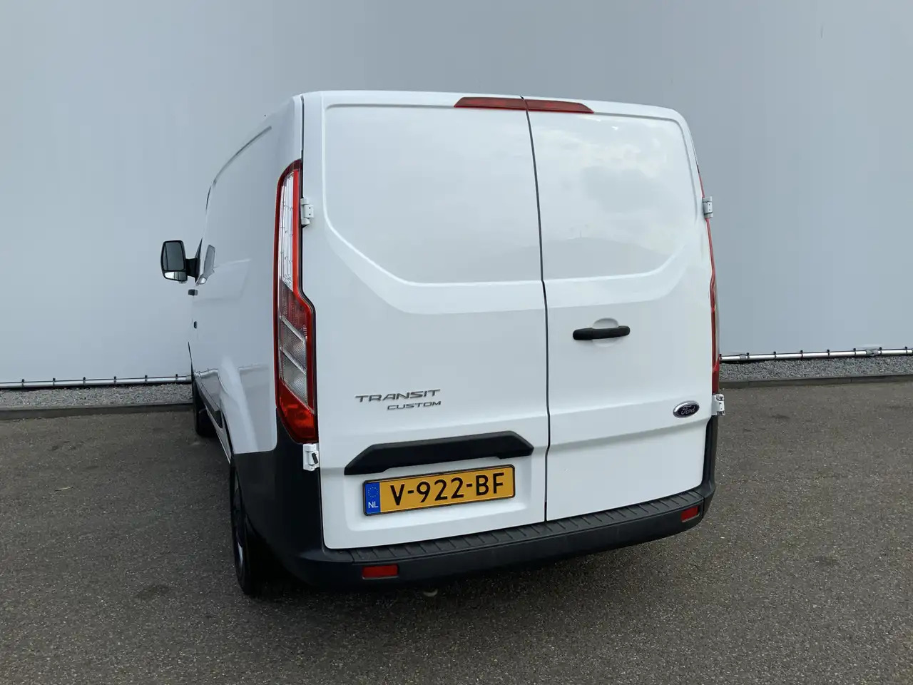 Ford Transit Custom 270 2.2 TDCI L1H1 Economy Edition Airco Cruise 3 Z - Gesloten bestelwagen: afbeelding 2 Ford Transit Custom 270 2.2 TDCI L1H1 Economy Edition Airco Cruise 3 Z - Gesloten bestelwagen: afbeelding 2