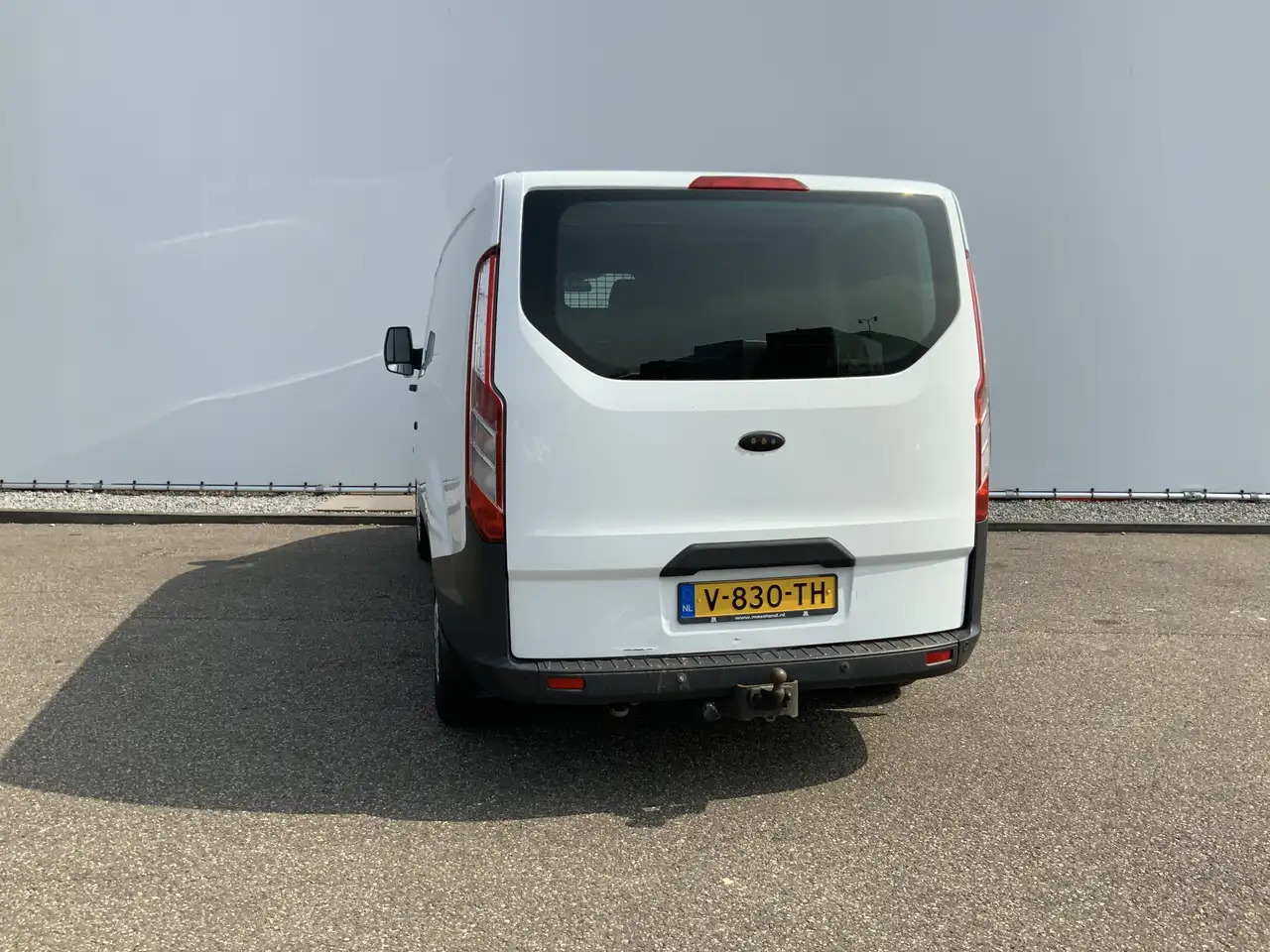 Ford Transit Custom 290 2.2 TDCI L1H2 Trend Airco Cruise 3 Zits Trekha - Gesloten bestelwagen: afbeelding 2 Ford Transit Custom 290 2.2 TDCI L1H2 Trend Airco Cruise 3 Zits Trekha - Gesloten bestelwagen: afbeelding 2