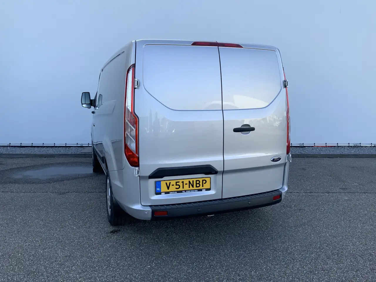 Ford Transit Custom 300 2.0 TDCI L1H1 Limited Airco Cruise Camera 3 Zi - Gesloten bestelwagen: afbeelding 2 Ford Transit Custom 300 2.0 TDCI L1H1 Limited Airco Cruise Camera 3 Zi - Gesloten bestelwagen: afbeelding 2