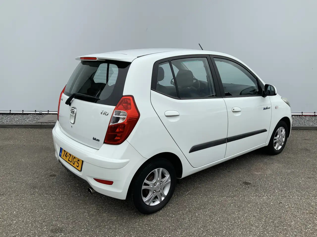 Hyundai i10 1.0 Pro 54083 KM! Airco, Lichtmetalen Wielen! - Hatchback: afbeelding 5 Hyundai i10 1.0 Pro 54083 KM! Airco, Lichtmetalen Wielen! - Hatchback: afbeelding 5