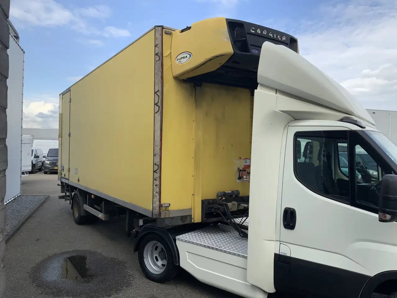 Iveco 40C18 B.E Trekker & Koel Trailer & Laadklep - BE trekker, Koelwagen oplegger: afbeelding 4 Iveco 40C18 B.E Trekker & Koel Trailer & Laadklep - BE trekker, Koelwagen oplegger: afbeelding 4