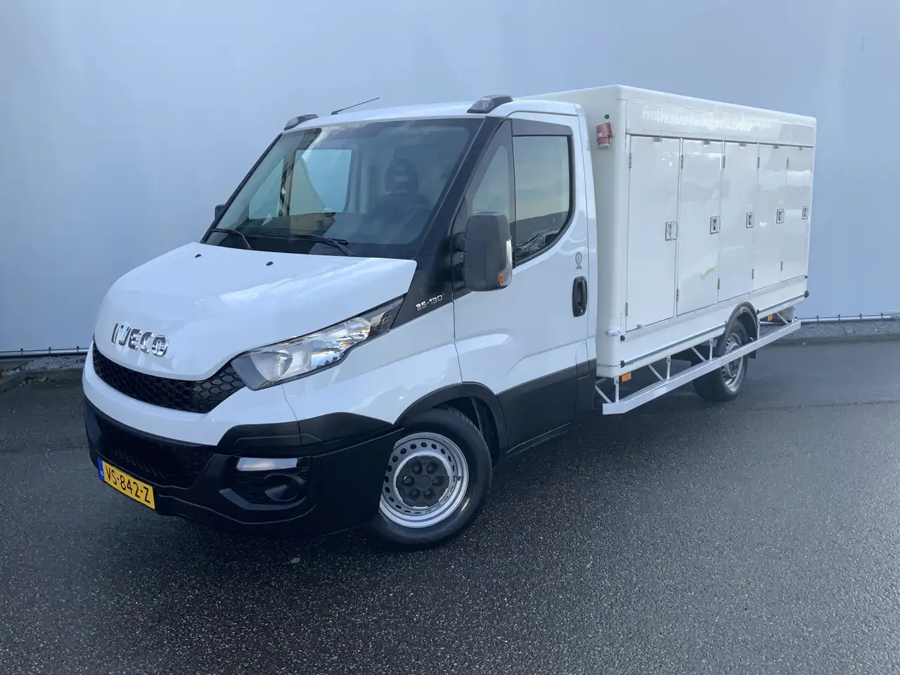Iveco Daily 35S13 2.3 345 IJswagen -0.40 gr 10 deuren Euro 5 B - Koelwagen: afbeelding 1 Iveco Daily 35S13 2.3 345 IJswagen -0.40 gr 10 deuren Euro 5 B - Koelwagen: afbeelding 1