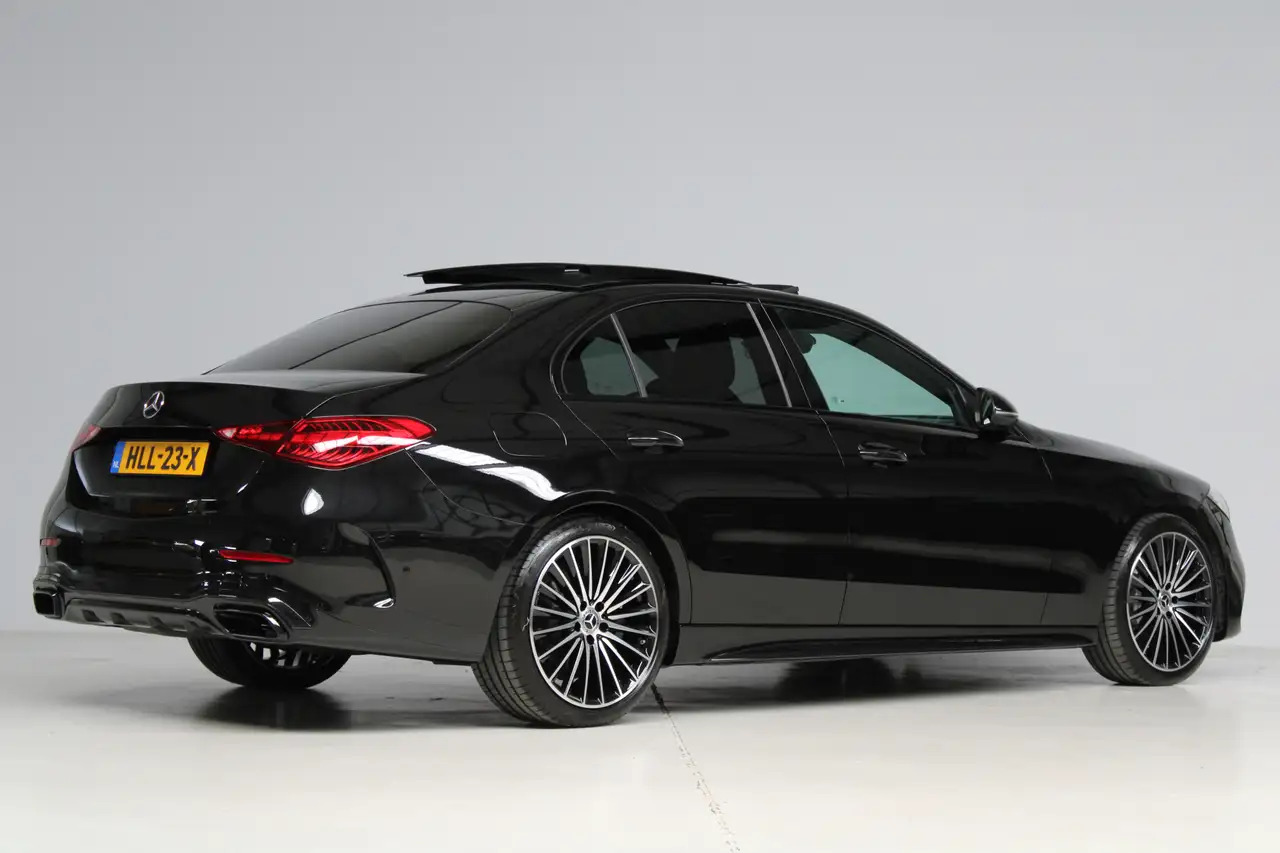 Mercedes-Benz C-klasse AMG-line (Nightpakket, Sfeerverlichting, - Sedan: afbeelding 2 Mercedes-Benz C-klasse AMG-line (Nightpakket, Sfeerverlichting, - Sedan: afbeelding 2