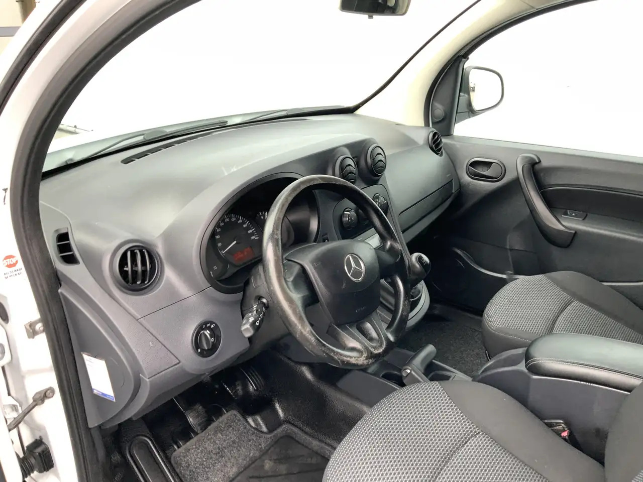 Mercedes-Benz Citan 109 CDI BlueEFFICIENCY Airco Alu Velg Trekhaak 105 - Kleine bestelwagen: afbeelding 5 Mercedes-Benz Citan 109 CDI BlueEFFICIENCY Airco Alu Velg Trekhaak 105 - Kleine bestelwagen: afbeelding 5