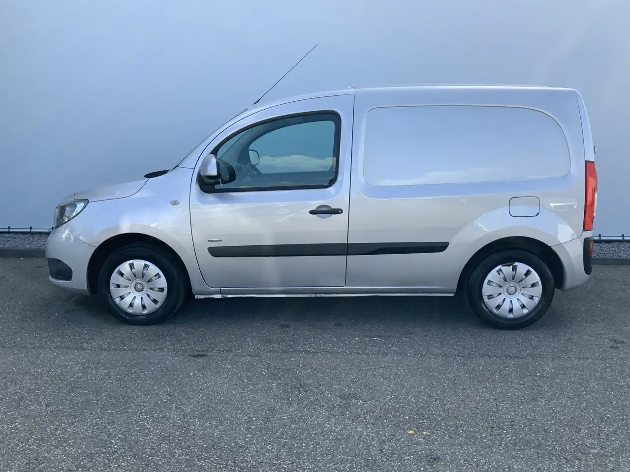 Mercedes-Benz Citan 109 CDI BlueEFFICIENCY Airco Cruise Euro 5 - Kleine bestelwagen: afbeelding 3 Mercedes-Benz Citan 109 CDI BlueEFFICIENCY Airco Cruise Euro 5 - Kleine bestelwagen: afbeelding 3