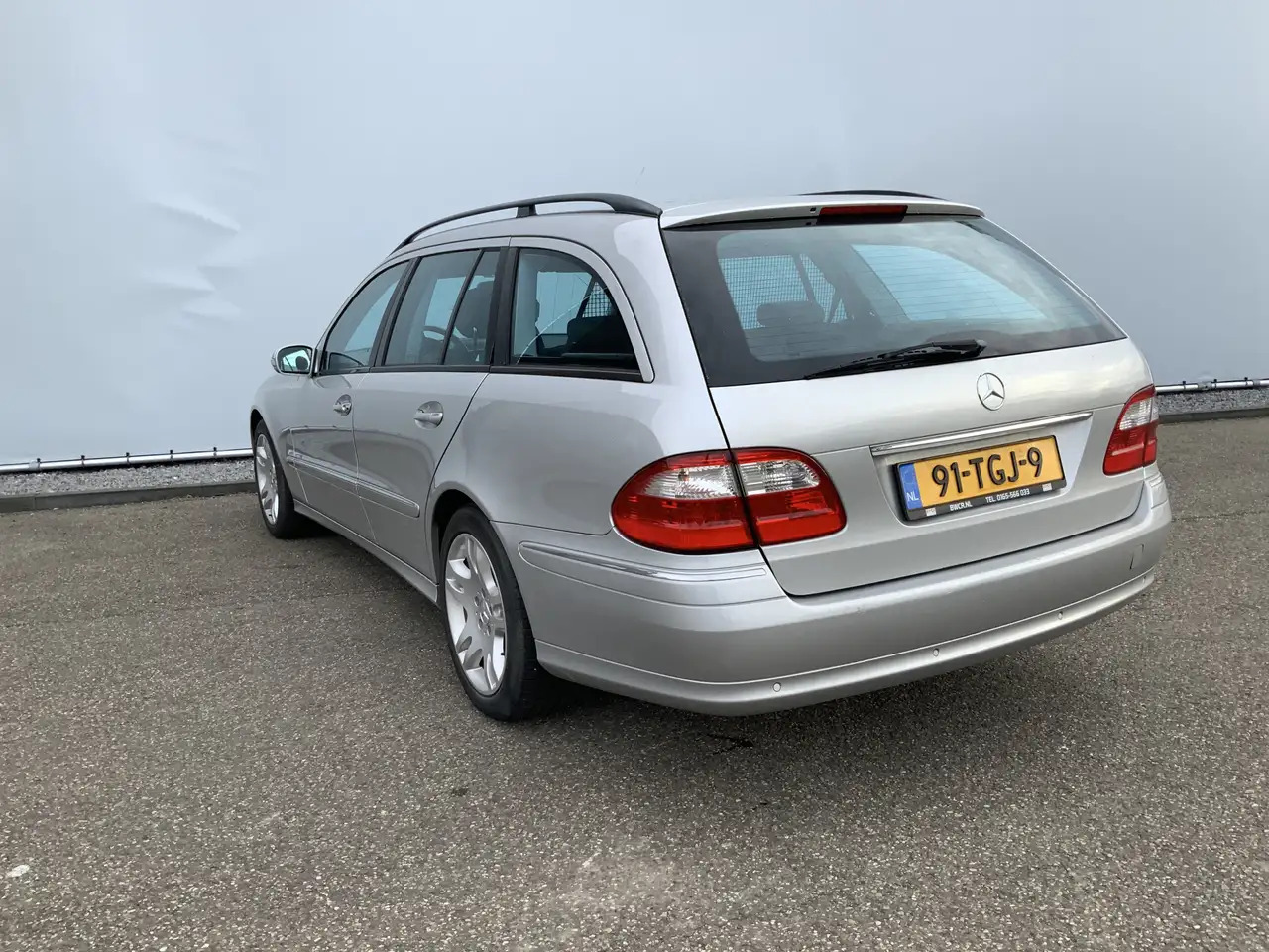 Mercedes-Benz E 500 Combi V8 Elegance 4-Matic airmatic,full option - Personenwagen: afbeelding 2 Mercedes-Benz E 500 Combi V8 Elegance 4-Matic airmatic,full option - Personenwagen: afbeelding 2