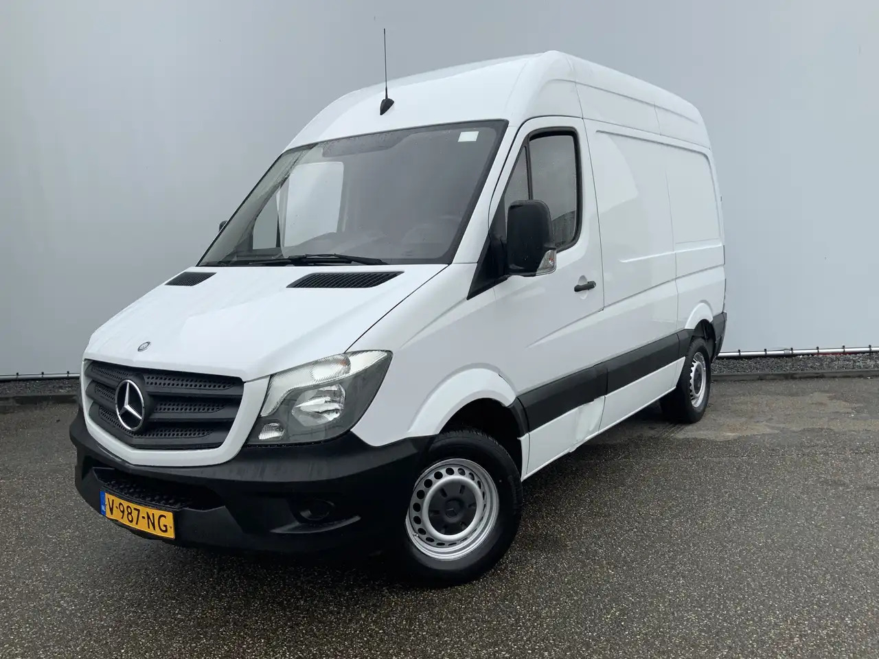 Mercedes-Benz Sprinter 313 2.2 CDI 325 L1 H2 Airco Cruise 3 Zits Trekhaak - Gesloten bestelwagen: afbeelding 1 Mercedes-Benz Sprinter 313 2.2 CDI 325 L1 H2 Airco Cruise 3 Zits Trekhaak - Gesloten bestelwagen: afbeelding 1