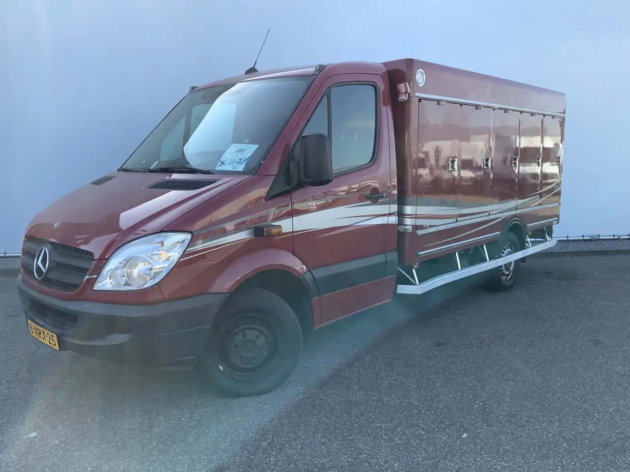 Mercedes-Benz Sprinter 313 2.2 CDI 366 Vries Auto _40gr, 10 Deuren mat bi - Koelwagen: afbeelding 1 Mercedes-Benz Sprinter 313 2.2 CDI 366 Vries Auto _40gr, 10 Deuren mat bi - Koelwagen: afbeelding 1
