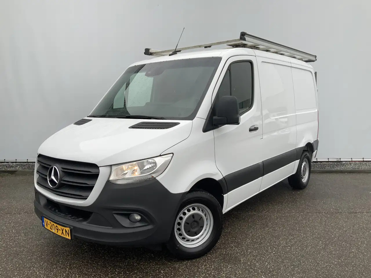 Mercedes-Benz Sprinter 314 2.2 CDI L1H1 Airco Cruise Navi Trekhaak 2000 k - Gesloten bestelwagen: afbeelding 1 Mercedes-Benz Sprinter 314 2.2 CDI L1H1 Airco Cruise Navi Trekhaak 2000 k - Gesloten bestelwagen: afbeelding 1