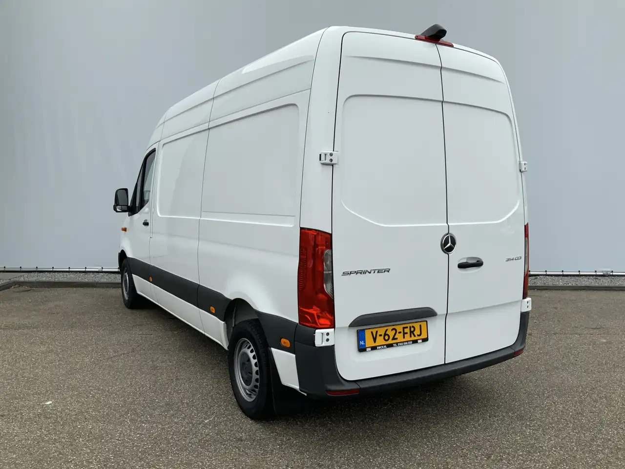 Mercedes-Benz Sprinter 314 2.2 CDI L2H2 Airco Camera Navi 3 Zits MBUX Sch - Gesloten bestelwagen: afbeelding 2 Mercedes-Benz Sprinter 314 2.2 CDI L2H2 Airco Camera Navi 3 Zits MBUX Sch - Gesloten bestelwagen: afbeelding 2