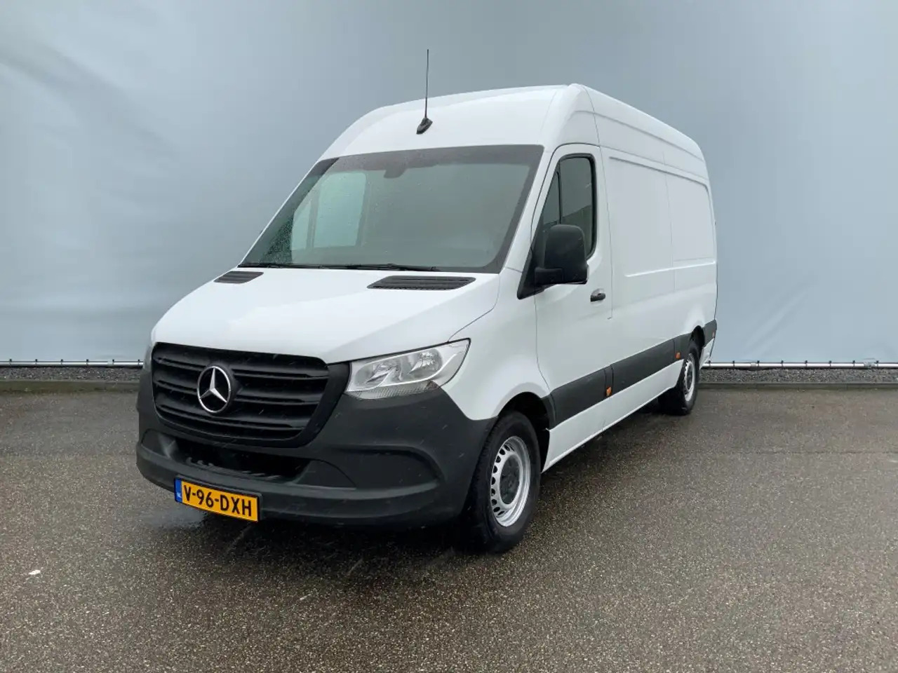 Mercedes-Benz Sprinter 316 2.2 CDI 366 L2 H2 Airco 2 Zits Euro 6 - Gesloten bestelwagen: afbeelding 1 Mercedes-Benz Sprinter 316 2.2 CDI 366 L2 H2 Airco 2 Zits Euro 6 - Gesloten bestelwagen: afbeelding 1
