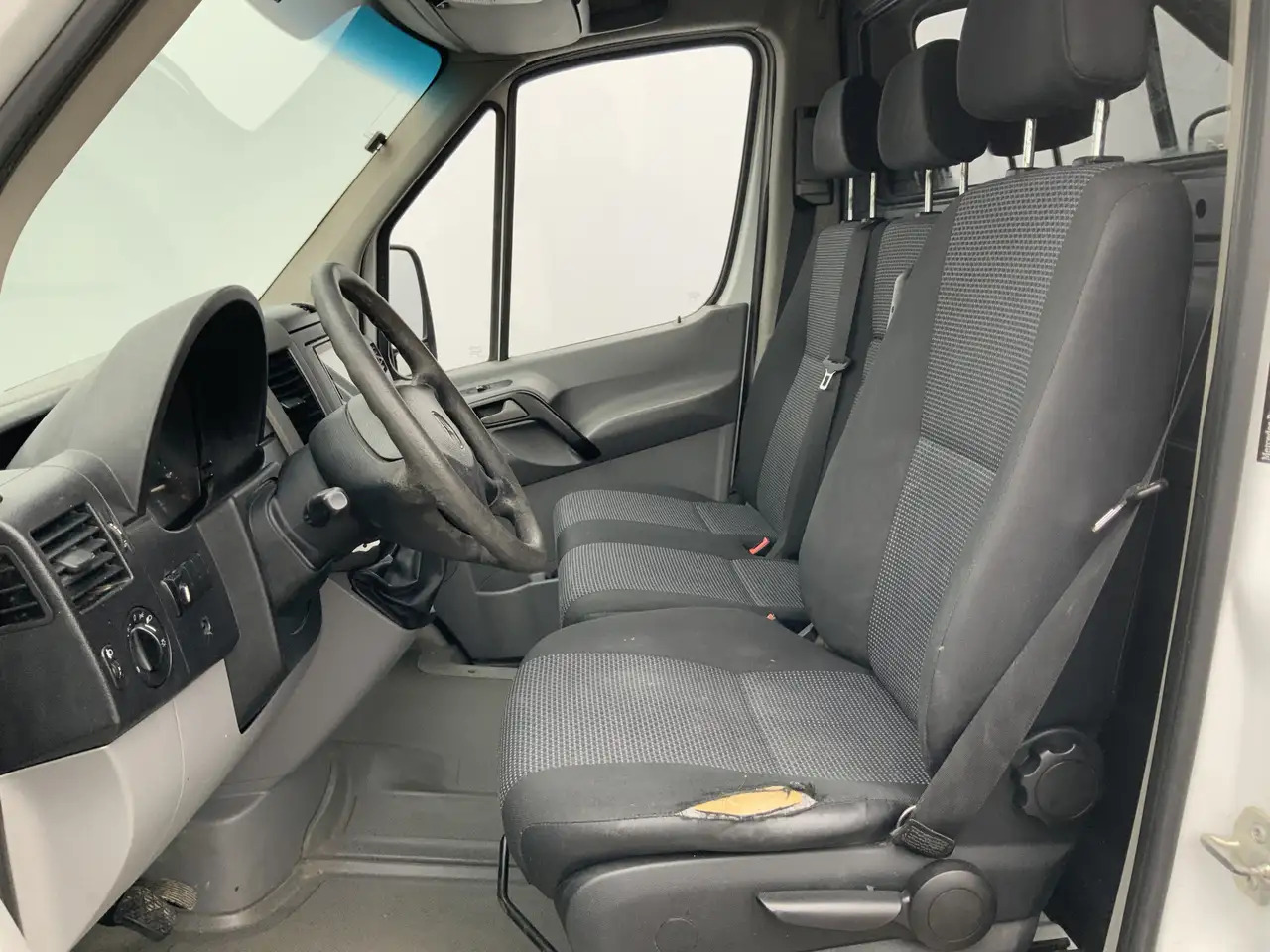 Mercedes-Benz Sprinter 316 2.2 CDI 366 L2H2 Airco Camera 3 Zits Side Bar - Gesloten bestelwagen: afbeelding 4 Mercedes-Benz Sprinter 316 2.2 CDI 366 L2H2 Airco Camera 3 Zits Side Bar - Gesloten bestelwagen: afbeelding 4