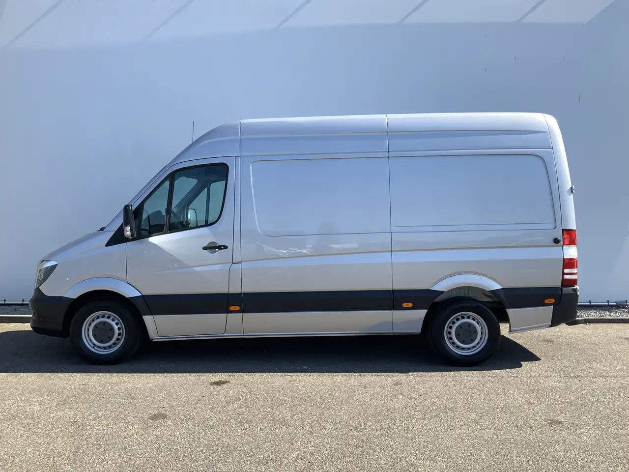 Mercedes-Benz Sprinter 316 2.2 CDI 366 L2H2 Airco Cruise Navi 3 Zits Euro - Gesloten bestelwagen: afbeelding 3 Mercedes-Benz Sprinter 316 2.2 CDI 366 L2H2 Airco Cruise Navi 3 Zits Euro - Gesloten bestelwagen: afbeelding 3