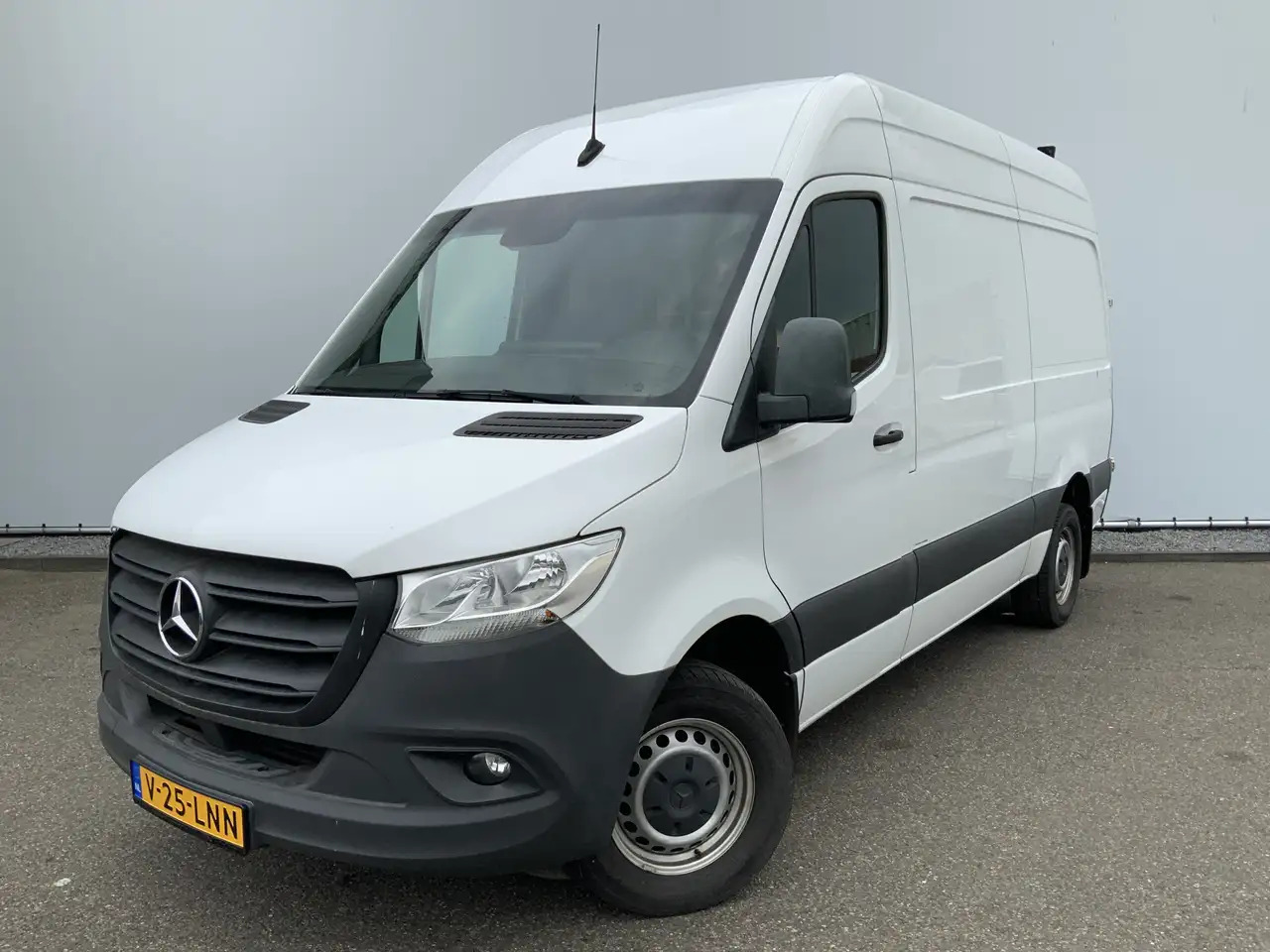 Mercedes-Benz Sprinter 316 2.2 CDI L2H2 Airco Cruise Camera Navi Trekhaak - Gesloten bestelwagen: afbeelding 1 Mercedes-Benz Sprinter 316 2.2 CDI L2H2 Airco Cruise Camera Navi Trekhaak - Gesloten bestelwagen: afbeelding 1
