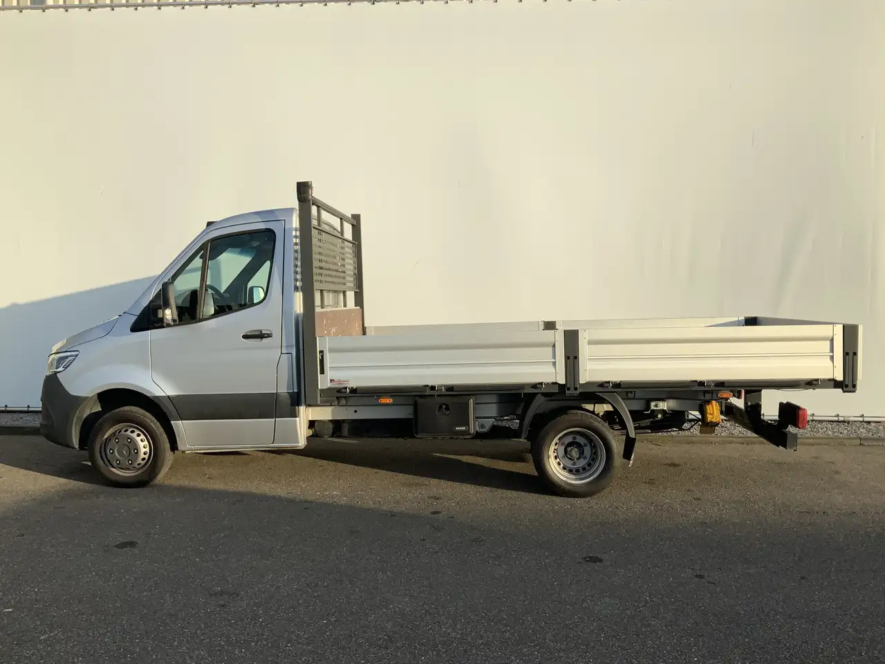 Mercedes-Benz Sprinter 519 1.9 CDI L2 RWD Pick Up Automaat Airco Cruise N - Bestelwagen open laadbak: afbeelding 4 Mercedes-Benz Sprinter 519 1.9 CDI L2 RWD Pick Up Automaat Airco Cruise N - Bestelwagen open laadbak: afbeelding 4