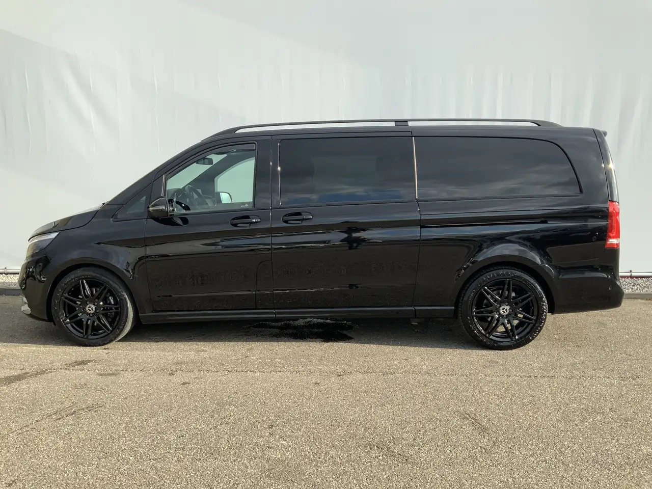 Mercedes-Benz V 300 300d Extra Lang Dub Cab Autom. Avantgarde Edition - Bestelwagen met dubbele cabine: afbeelding 5 Mercedes-Benz V 300 300d Extra Lang Dub Cab Autom. Avantgarde Edition - Bestelwagen met dubbele cabine: afbeelding 5