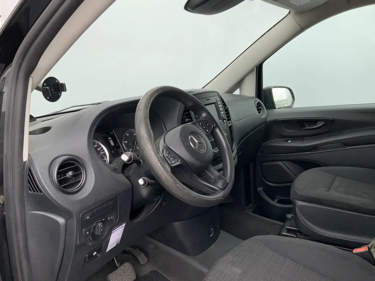 Mercedes-Benz Vito 116 CDI Lang Automaat Airco Cruise Camera Navi Sid - Gesloten bestelwagen: afbeelding 4 Mercedes-Benz Vito 116 CDI Lang Automaat Airco Cruise Camera Navi Sid - Gesloten bestelwagen: afbeelding 4