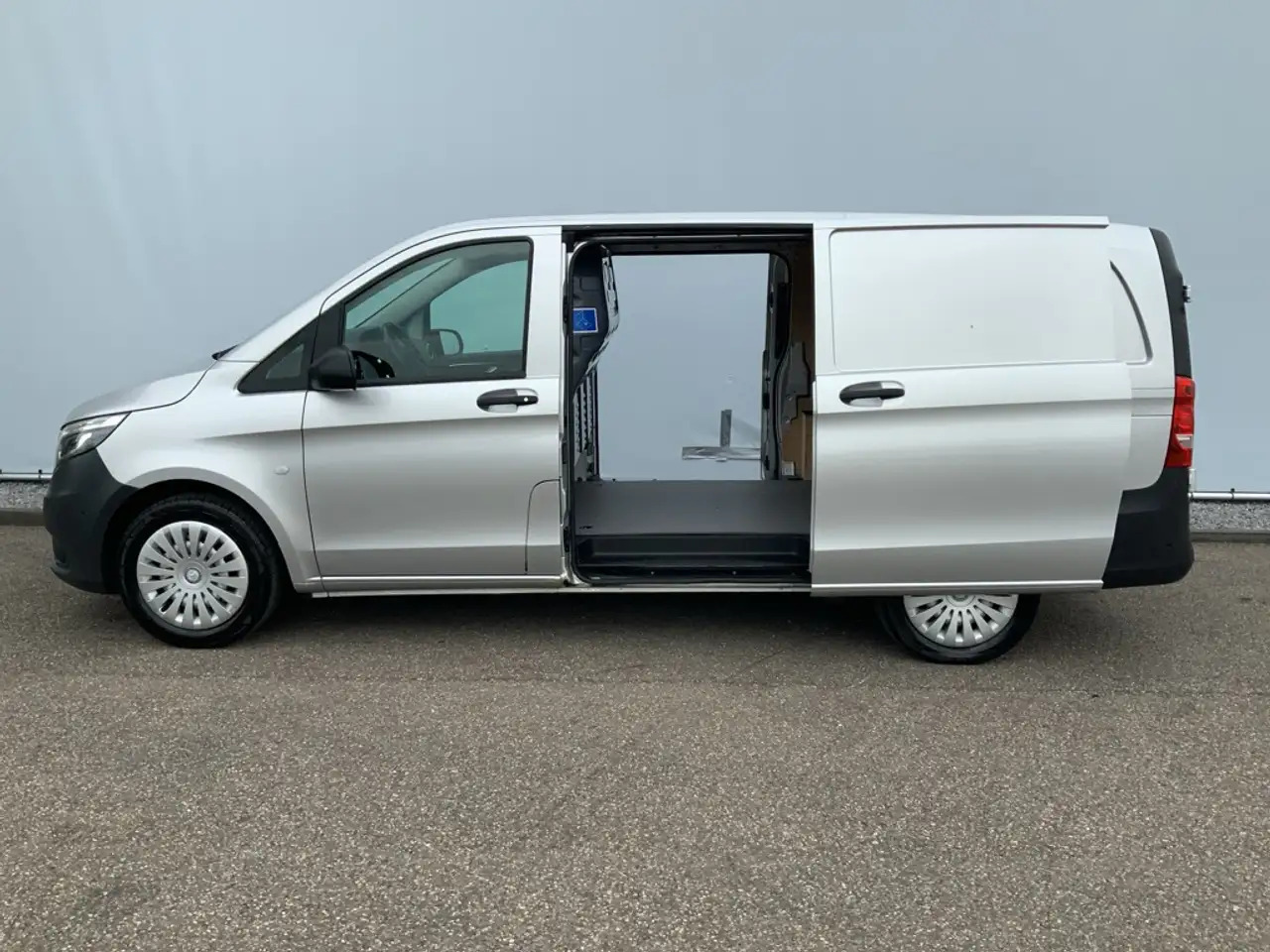 Gesloten bestelwagen Mercedes-Benz Vito 119 CDI Lang Automaat Airco Cruise Trekhaak 2500 k: afbeelding 12 Gesloten bestelwagen Mercedes-Benz Vito 119 CDI Lang Automaat Airco Cruise Trekhaak 2500 k: afbeelding 12