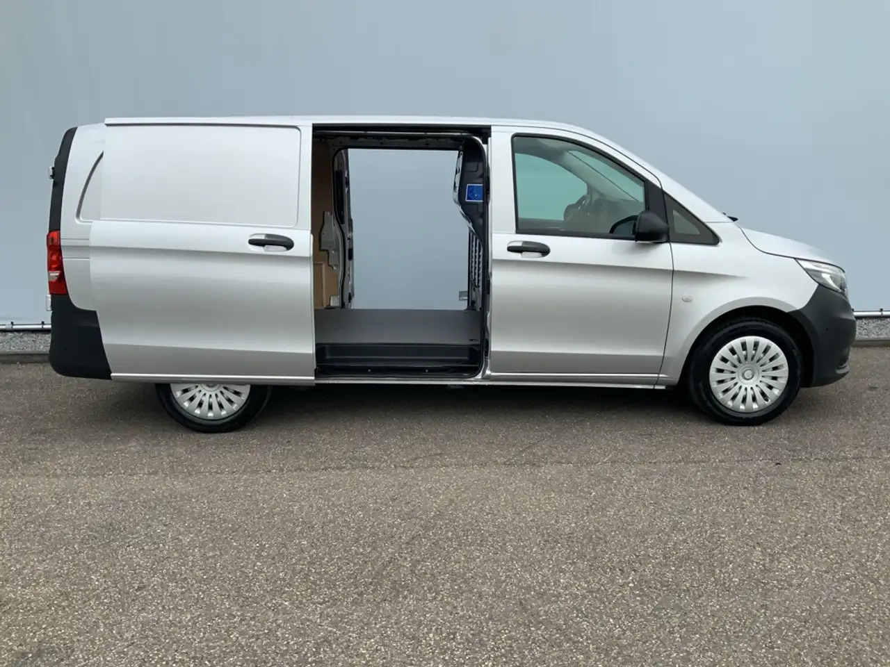 Mercedes-Benz Vito 119 CDI Lang Automaat Airco Cruise Trekhaak 2500 k - Gesloten bestelwagen: afbeelding 5 Mercedes-Benz Vito 119 CDI Lang Automaat Airco Cruise Trekhaak 2500 k - Gesloten bestelwagen: afbeelding 5