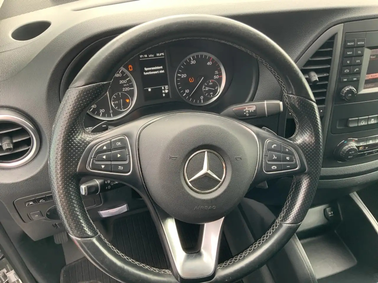 Gesloten bestelwagen Mercedes-Benz Vito 119 CDI Lang Automaat Airco Cruise Trekhaak 2500 k: afbeelding 11 Gesloten bestelwagen Mercedes-Benz Vito 119 CDI Lang Automaat Airco Cruise Trekhaak 2500 k: afbeelding 11