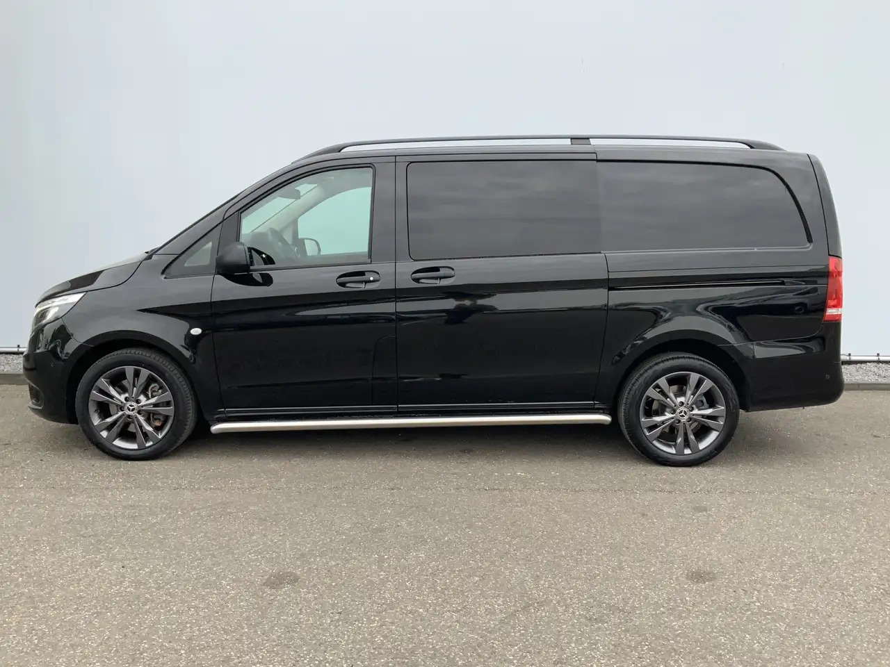 Mercedes-Benz Vito 119 CDI Lang Automaat Dub Cab Dub Schuifdeur Airco - Bestelwagen met dubbele cabine: afbeelding 3 Mercedes-Benz Vito 119 CDI Lang Automaat Dub Cab Dub Schuifdeur Airco - Bestelwagen met dubbele cabine: afbeelding 3