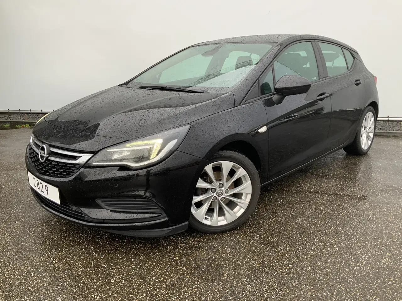 Opel Astra 1.6 BiTurbo Business Executive Airco Cruise Navi A - Hatchback: afbeelding 1 Opel Astra 1.6 BiTurbo Business Executive Airco Cruise Navi A - Hatchback: afbeelding 1