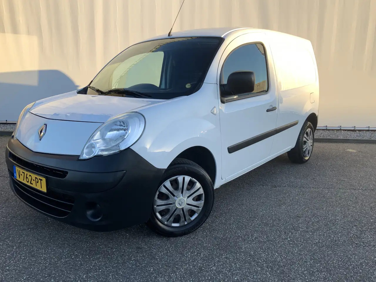 Renault Kangoo Express 1.5 dCi 70 Express Comfort Airco Trekhaak - Kleine bestelwagen: afbeelding 1 Renault Kangoo Express 1.5 dCi 70 Express Comfort Airco Trekhaak - Kleine bestelwagen: afbeelding 1