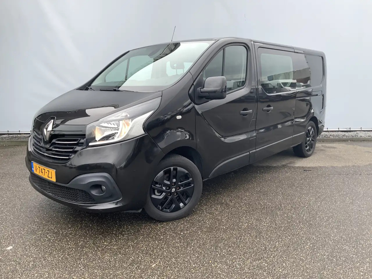 Renault Trafic 1.6 dCi T29 L2H1 Dub Cab 5 Zits Airco Cruise Navi - Bestelwagen met dubbele cabine: afbeelding 1 Renault Trafic 1.6 dCi T29 L2H1 Dub Cab 5 Zits Airco Cruise Navi - Bestelwagen met dubbele cabine: afbeelding 1