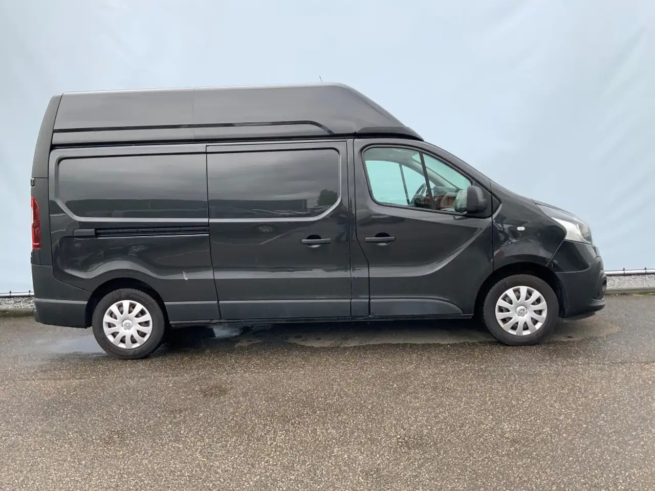 Renault Trafic 1.6 dCi T29 L2H2 Comfort Energy Airco Cruise 3 Zit - Gesloten bestelwagen: afbeelding 3 Renault Trafic 1.6 dCi T29 L2H2 Comfort Energy Airco Cruise 3 Zit - Gesloten bestelwagen: afbeelding 3