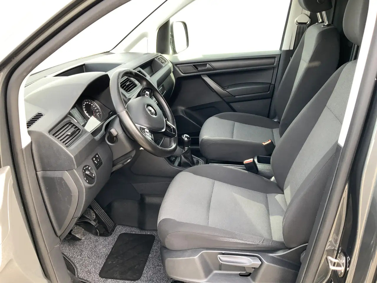 Volkswagen Caddy 2.0 TDI L2H1 BMT Maxi Exclusive Edtion Airco Navi - Kleine bestelwagen: afbeelding 4 Volkswagen Caddy 2.0 TDI L2H1 BMT Maxi Exclusive Edtion Airco Navi - Kleine bestelwagen: afbeelding 4