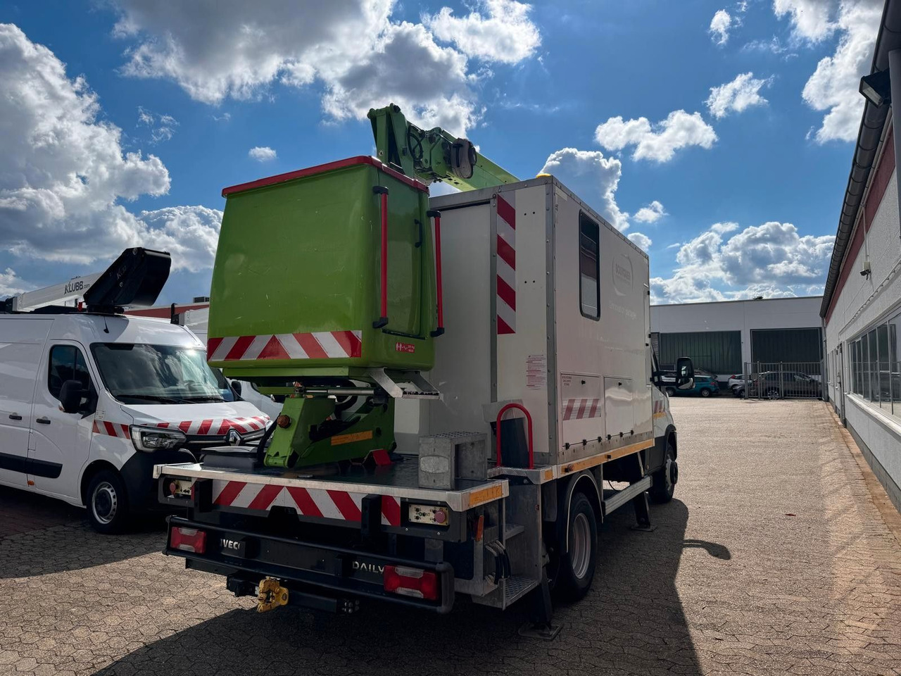 Iveco 70C18 Hubarbeitsbühne France Elevateur 172 CPL - Vrachtwagen hoogwerker: afbeelding 5 Iveco 70C18 Hubarbeitsbühne France Elevateur 172 CPL - Vrachtwagen hoogwerker: afbeelding 5