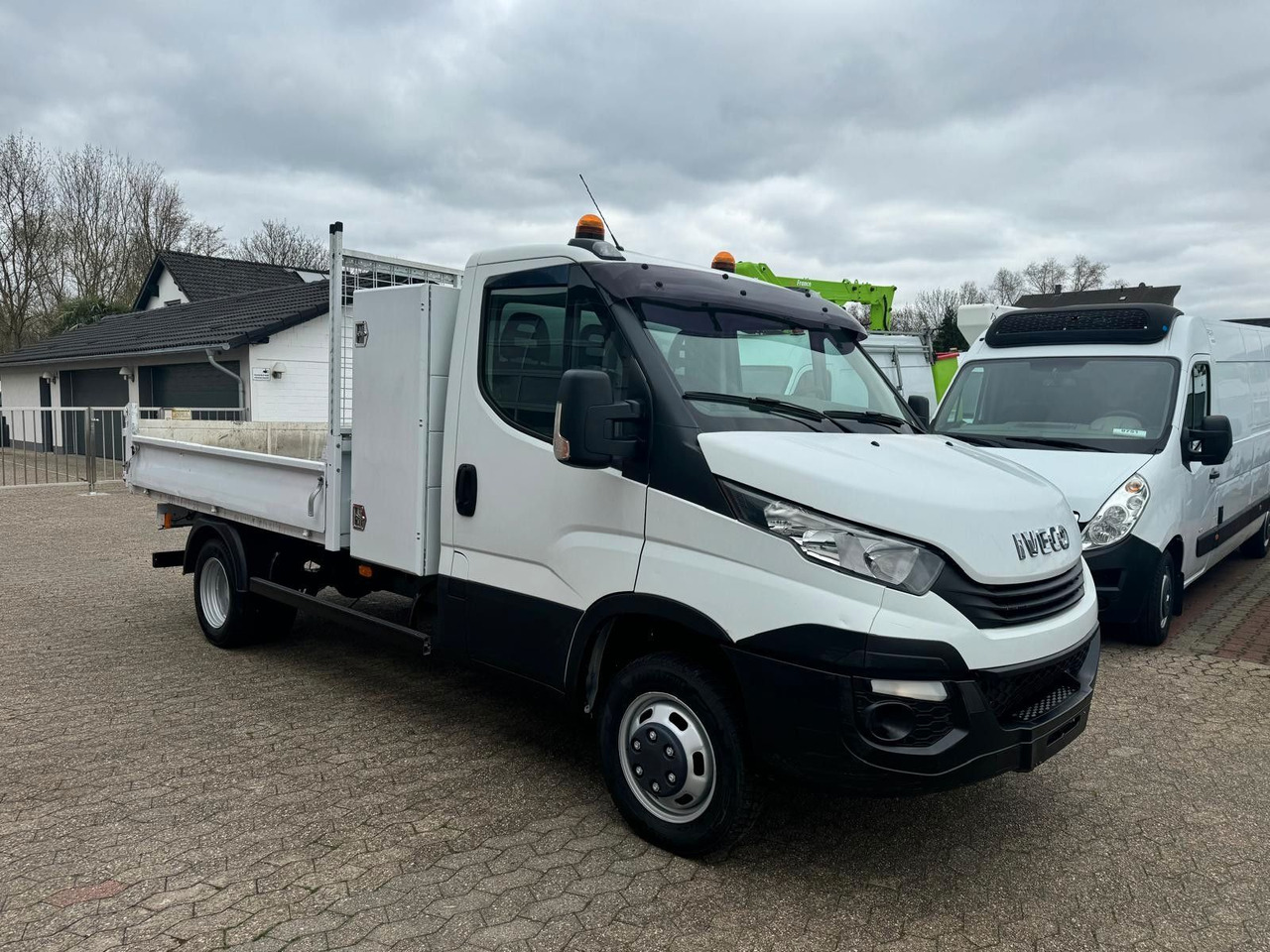 Iveco Daily 35C14 Kipper EURO 6 - Kipper bestelwagen: afbeelding 3 Iveco Daily 35C14 Kipper EURO 6 - Kipper bestelwagen: afbeelding 3