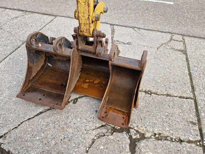 Minigraafmachine Caterpillar 301.7D with low hours!: afbeelding 17