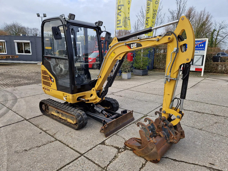 Caterpillar 301.7D with low hours! - Minigraafmachine: afbeelding 2 Caterpillar 301.7D with low hours! - Minigraafmachine: afbeelding 2