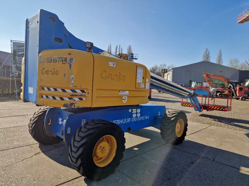 Genie S65 4X4 - Telescoophoogwerker: afbeelding 4 Genie S65 4X4 - Telescoophoogwerker: afbeelding 4