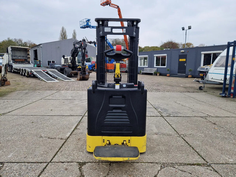 Hyster S1.5S elektrische stapelaar - Stapelaar: afbeelding 5 Hyster S1.5S elektrische stapelaar - Stapelaar: afbeelding 5
